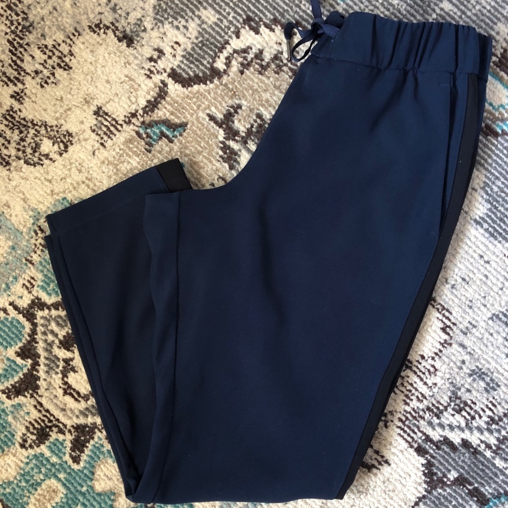 Lululemon On the Fly Pant
